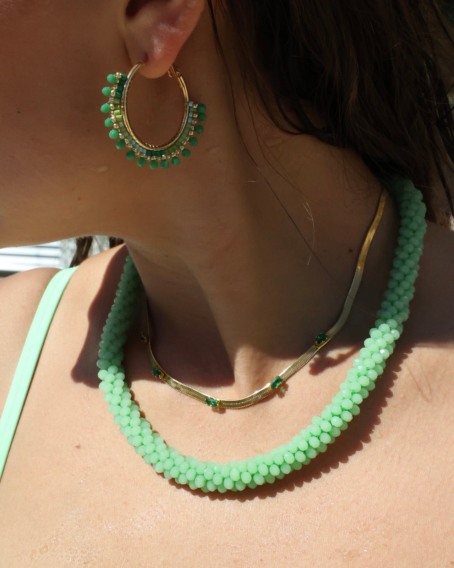 green vibe - Creolen mit Glasperlen