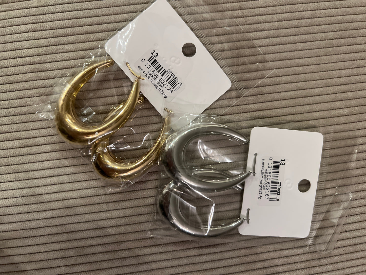 Luna Bold Hoops – Ovale Edelstahlcreolen