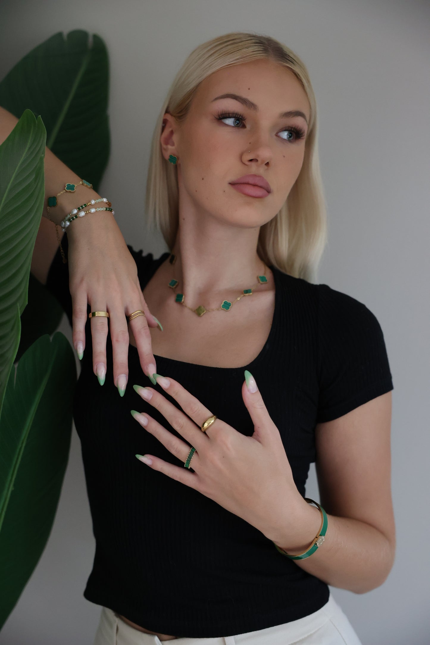 ADRIANA - Edelstahlarmkette grün