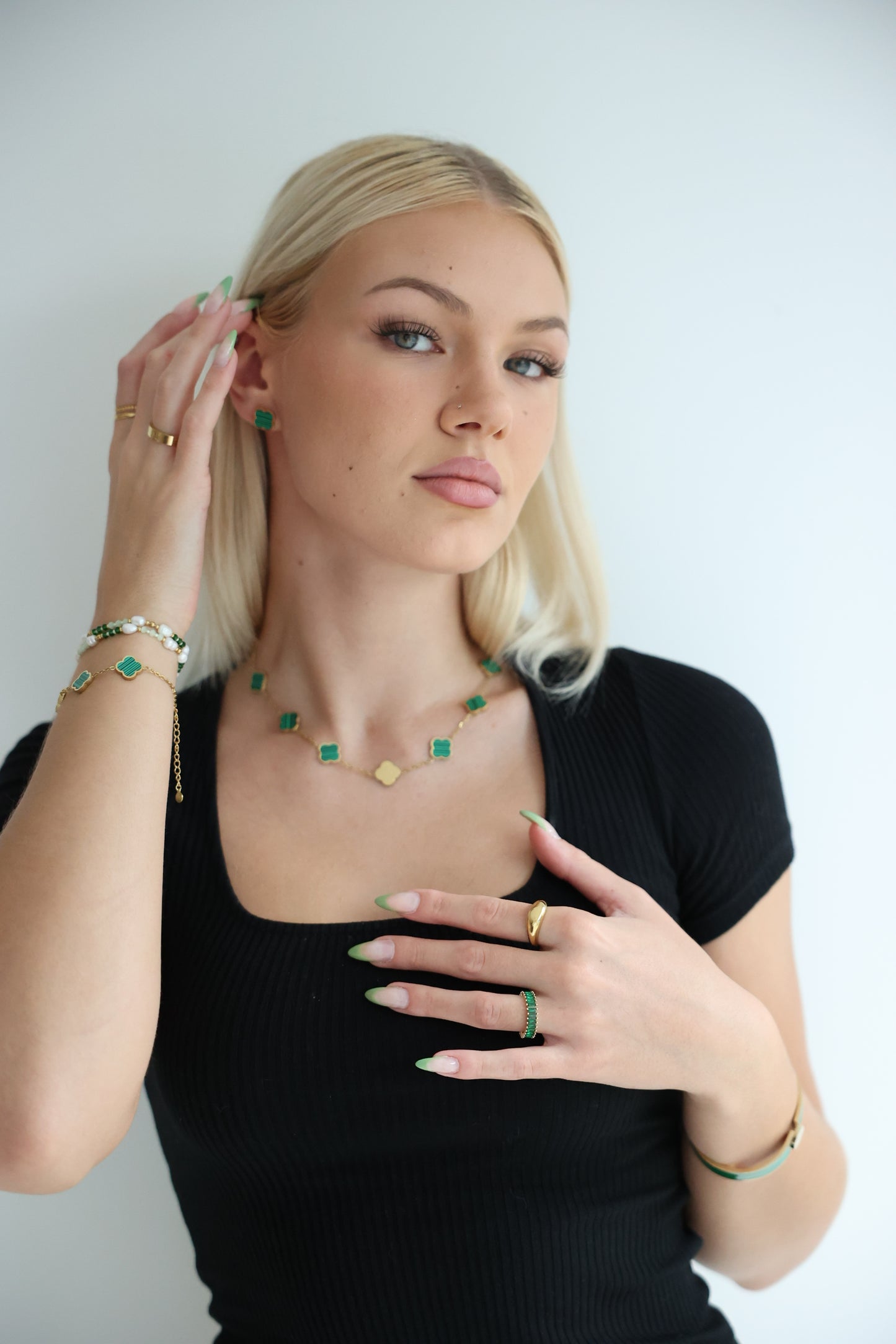 ADRIANA - Edelstahlarmkette grün