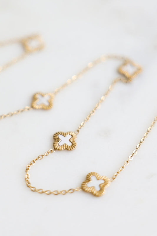 small ADRIANA - Edelstahlkette weiß