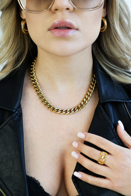 AURELA - Gliederkette in Gold