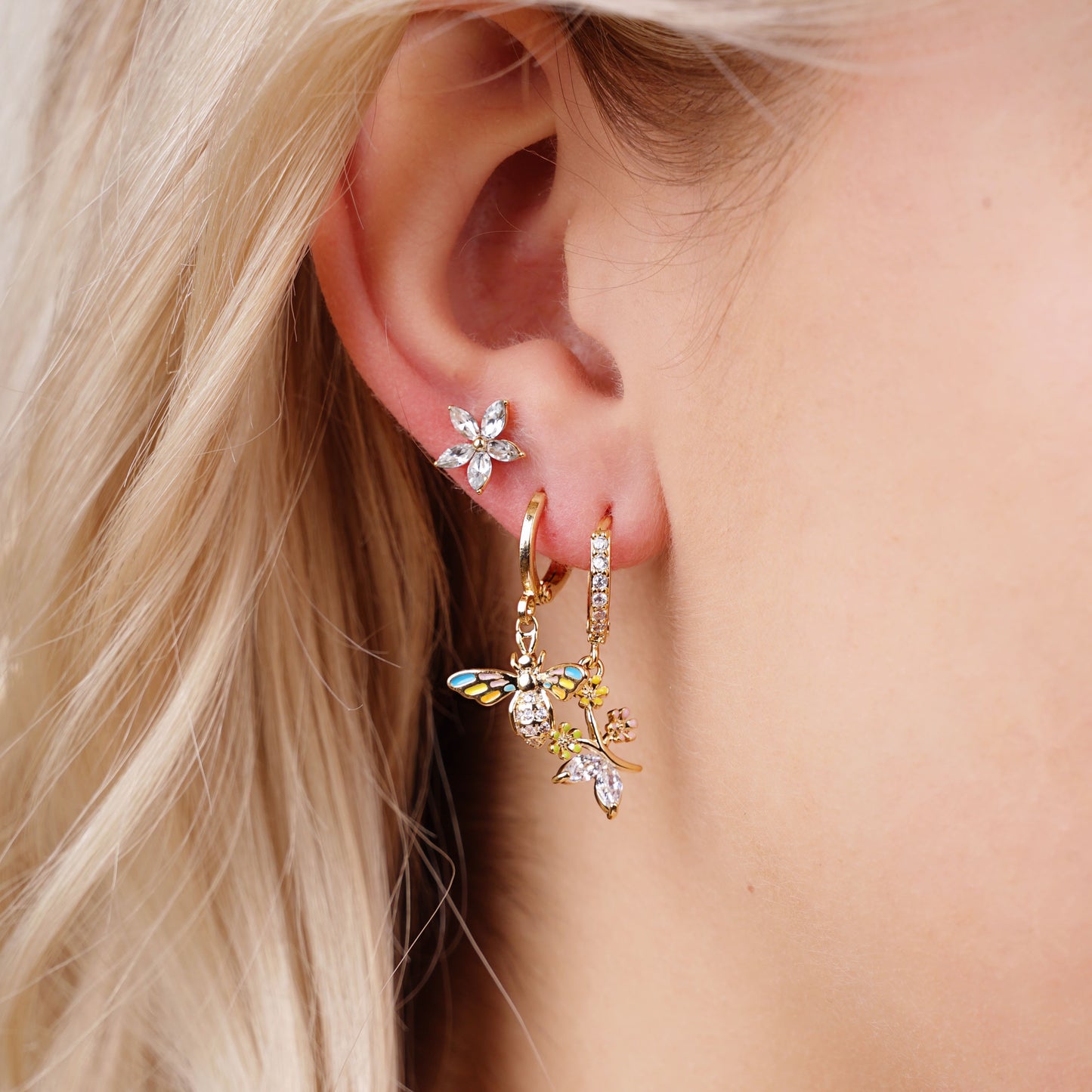 Classic Flower - Ohrstecker mit Zirkonia
