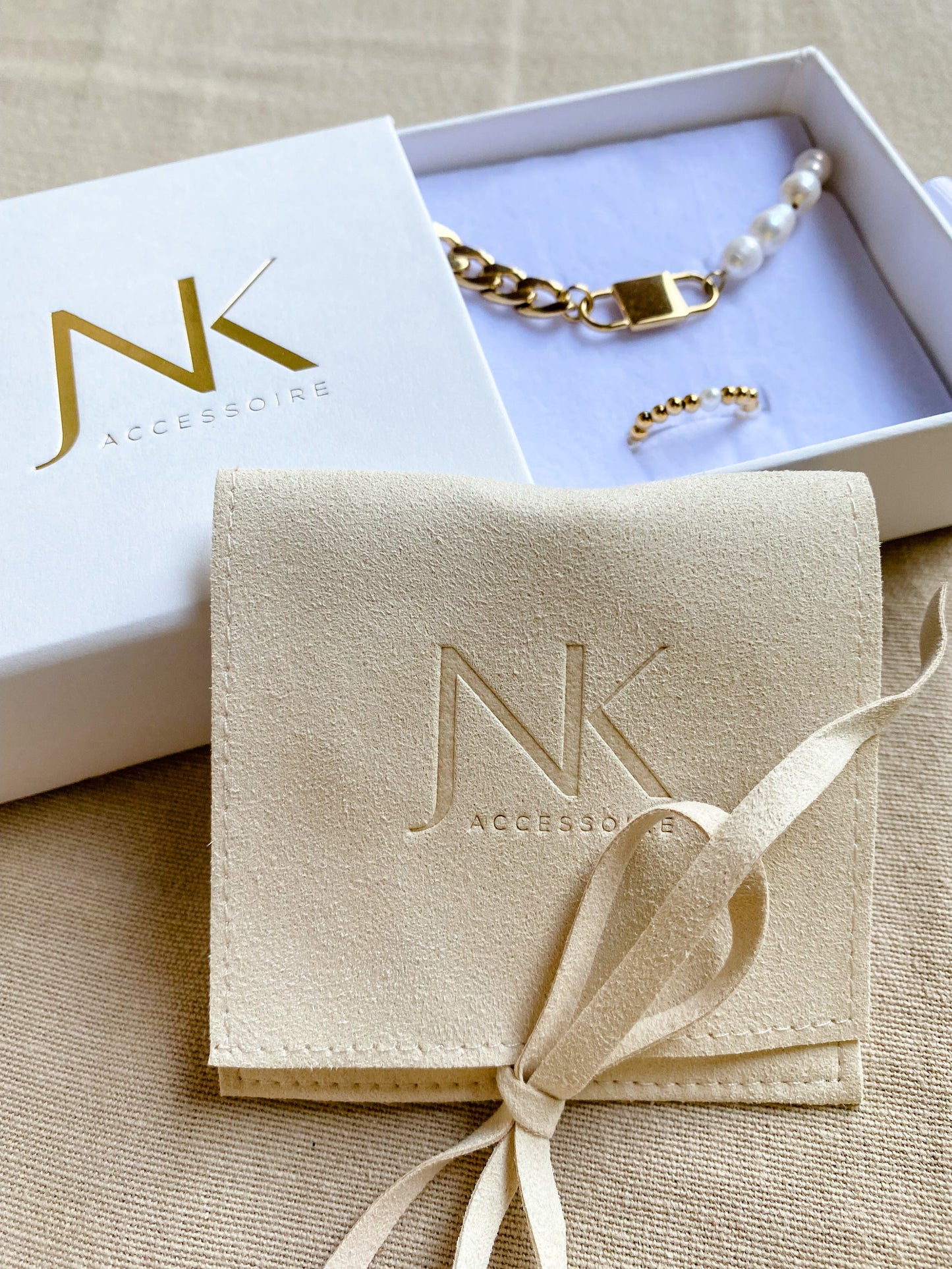 LOVE - Gliederkette mit Love-Schriftzug