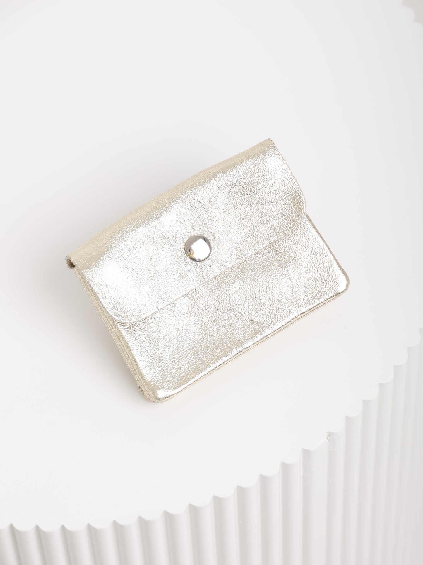 Shiny Mini Purse – Kleine Geldtasche aus Metallic-Echtleder