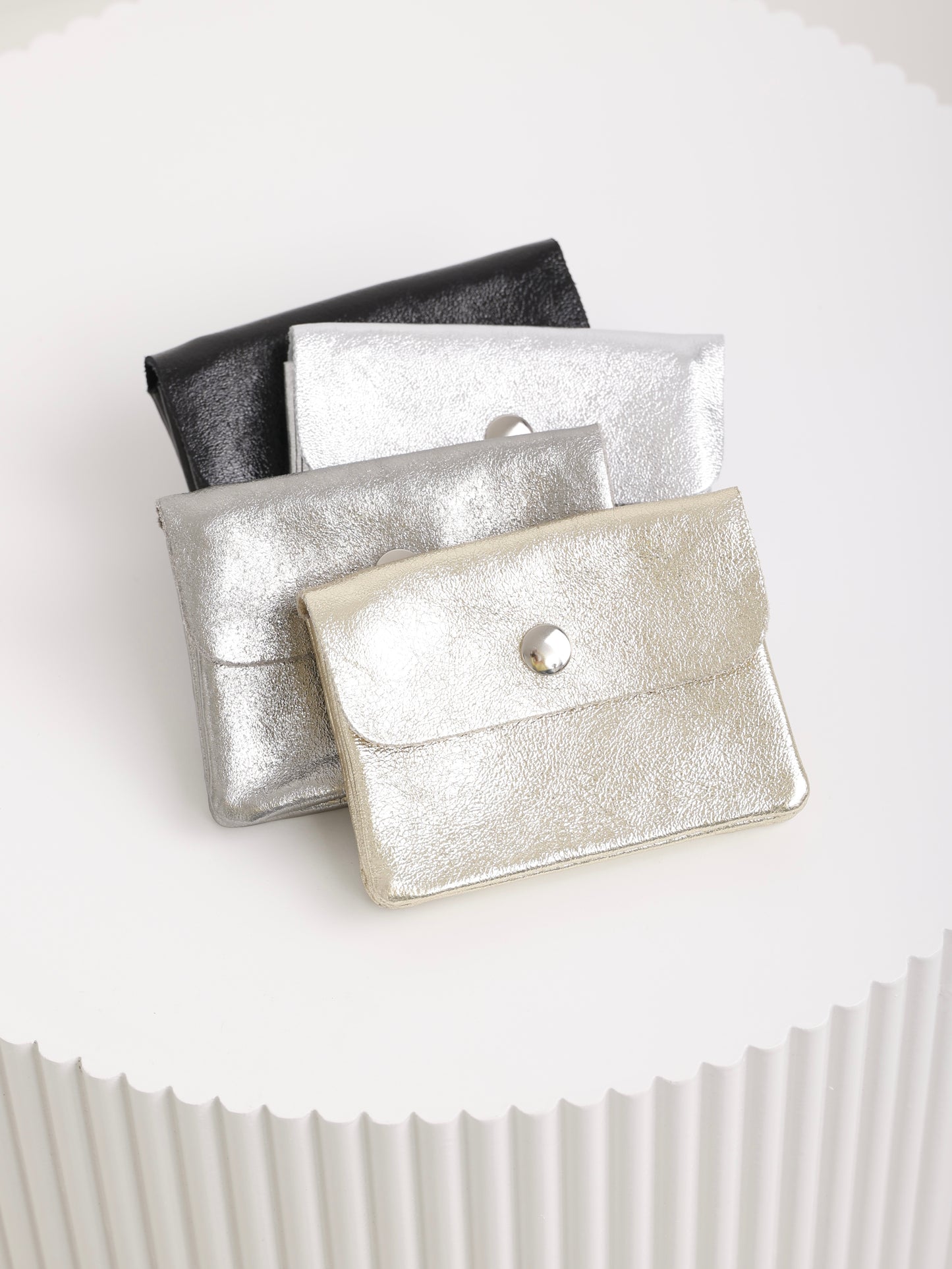 Shiny Mini Purse – Kleine Geldtasche aus Metallic-Echtleder