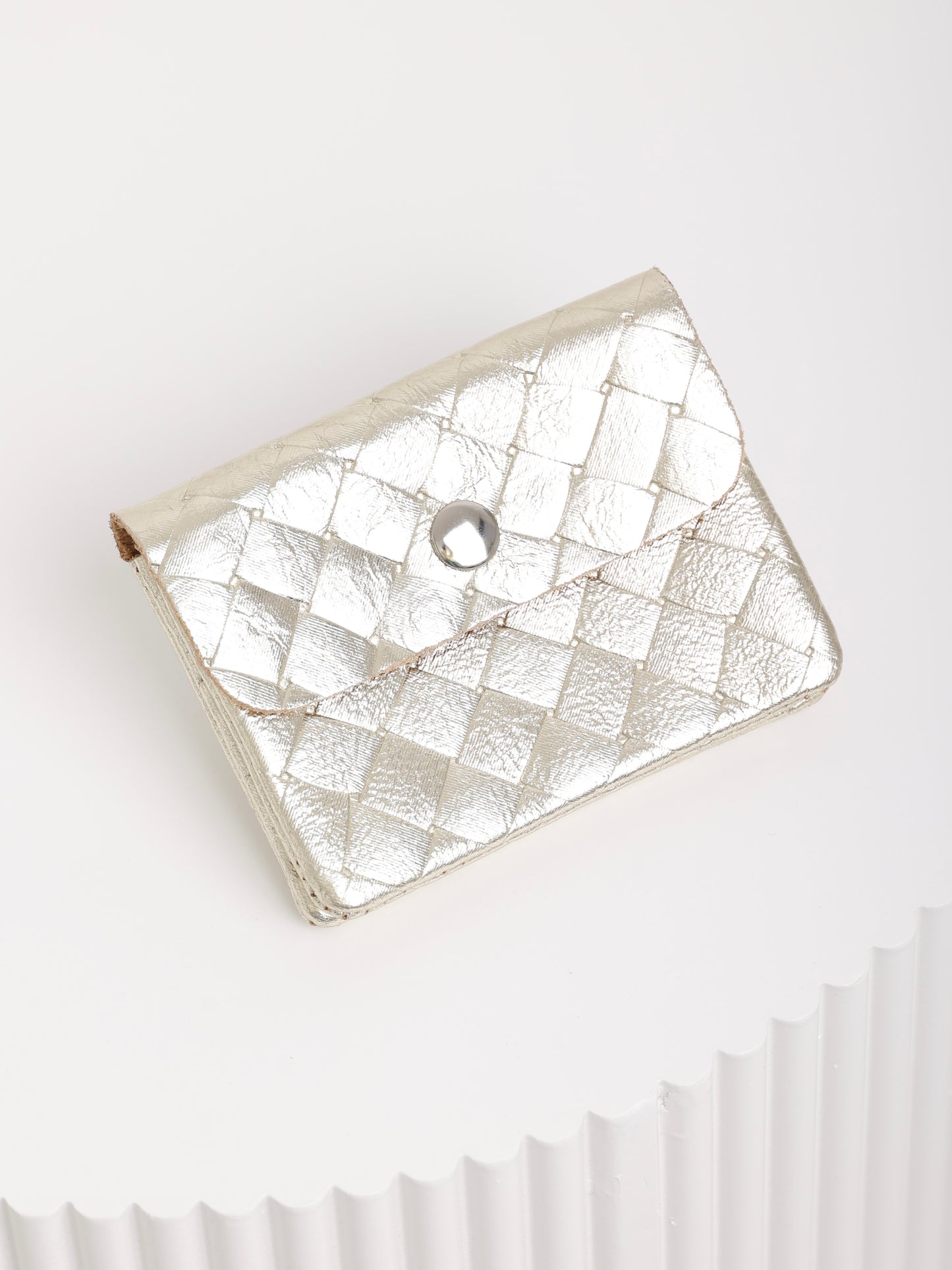 Woven Mini Purse – Geflochtene Geldtasche aus Echtleder