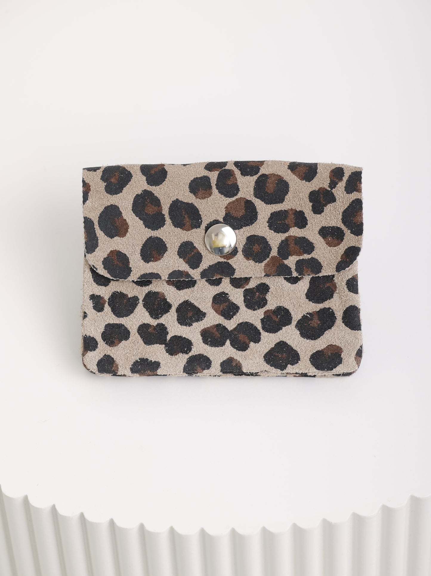 Leo Soft Suede – Kleine Geldtasche aus Wildleder