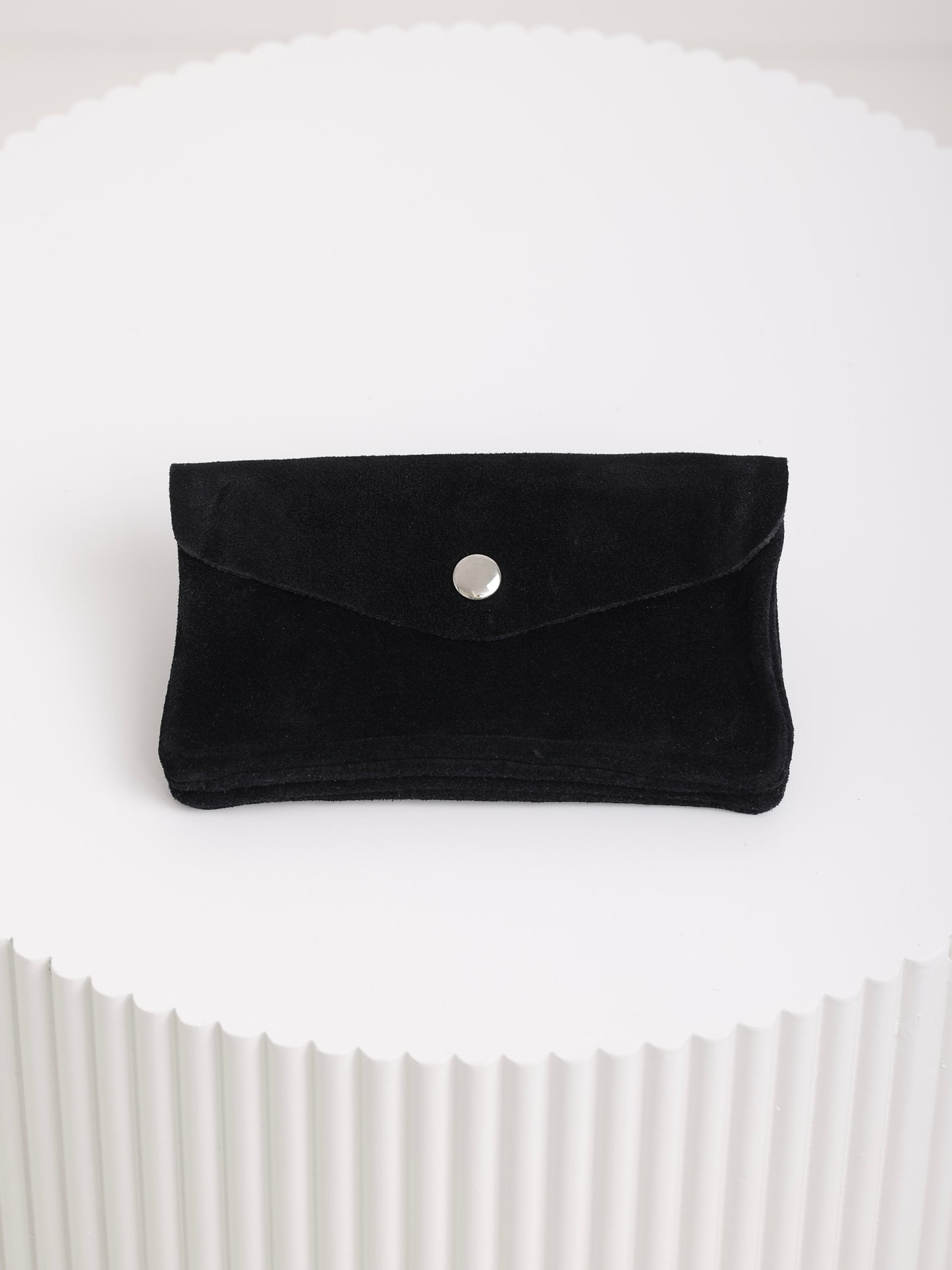 Luxe Suede Purse – Längliche Geldtasche aus Wildleder