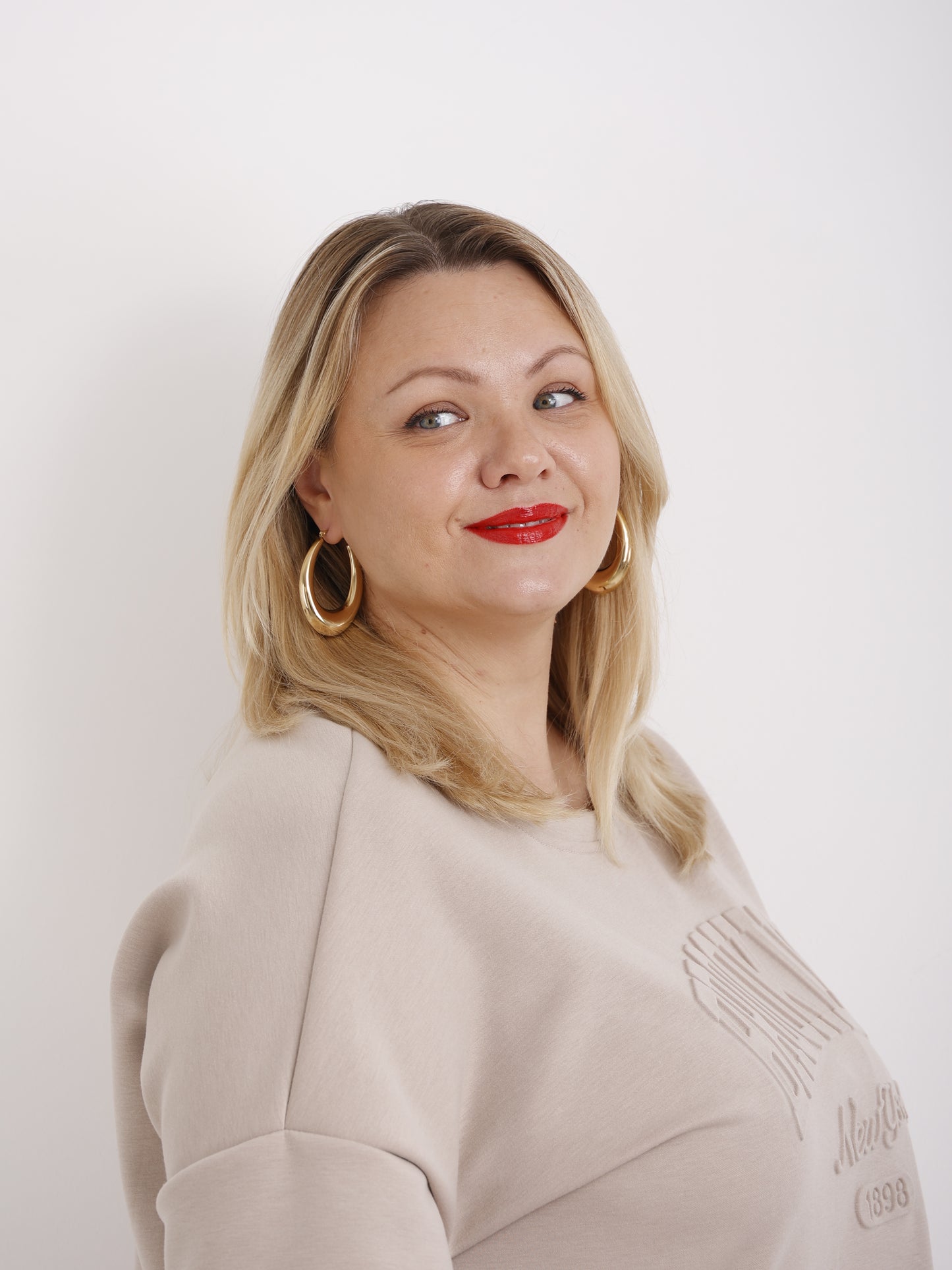 Luna Bold Hoops – Ovale Edelstahlcreolen