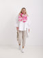 Letter Love Scarf – Statement-Schal in Pink & Beige